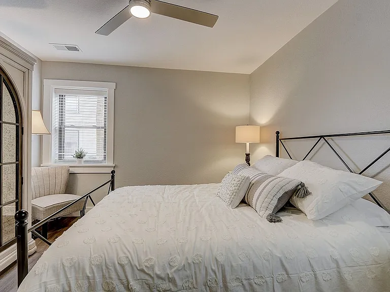 2105 N Booth St — Photo 19
