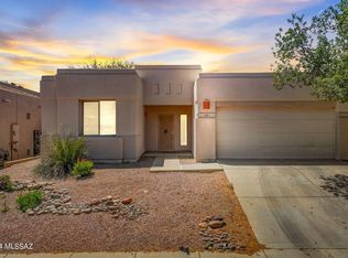7442 E Calle Perpetuo, Tucson, AZ 85715