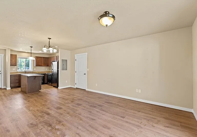 1671 E Horsehaven Ave #1 — Photo 4