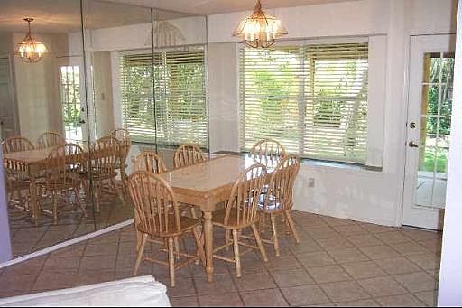4th image of 3515 LAKE FOUNTAIN DR