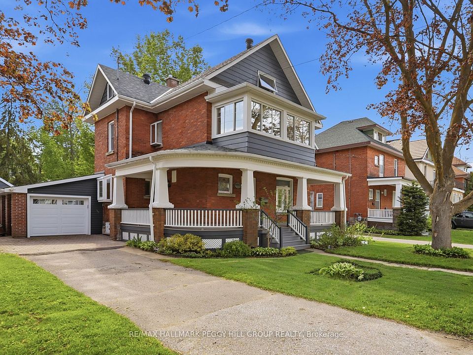 1st image of 404 Manly St
