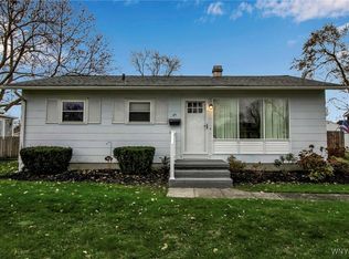 39 Bellhurst Rd, Tonawanda, NY 14150