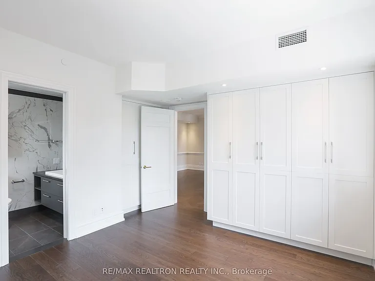 2 Clarendon Ave #206 — Photo 8