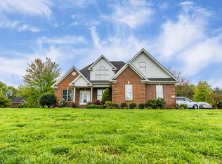 847 Hunters Run Ave, Bowling Green, KY 42104