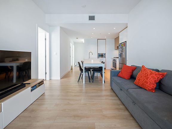 3rd image of 567 Clarke Rd #3205