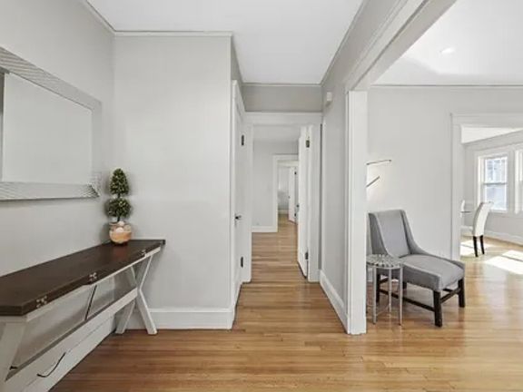 5th image of 37 Gallivan Blvd #1