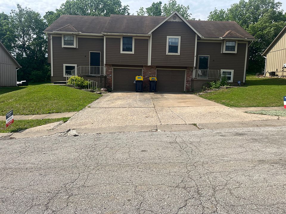 3 Bedroom 2 Full Bathroom unit!
