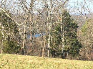 347 Ridgeline Rd, Eureka Springs, AR 72632