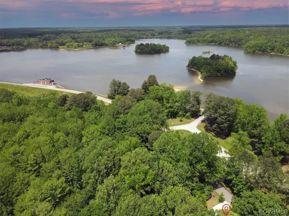 9545 Diascund Reservoir Rd, Lanexa, VA 23089