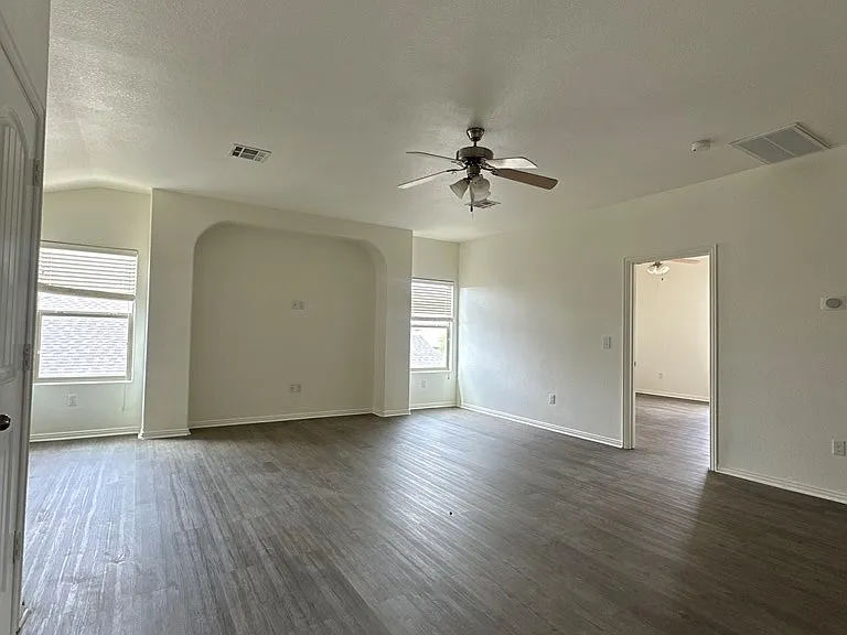 6944 King Ranch Rd — Photo 15