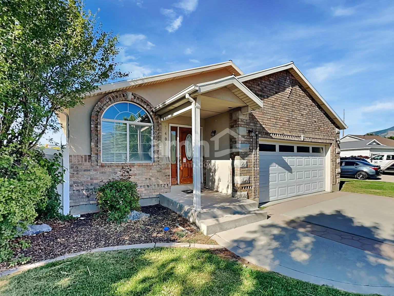 7 bed, 3.0 bath, 3188 sqft, $2,995 — Photo 1