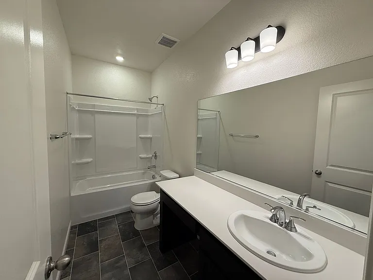 6308 Sun Haven St — Photo 23