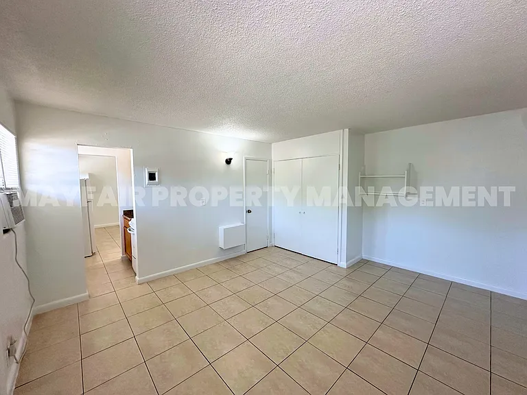 4611 South Congress Ave — Photo 7