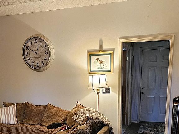 5th image of 709 Winterset Dr