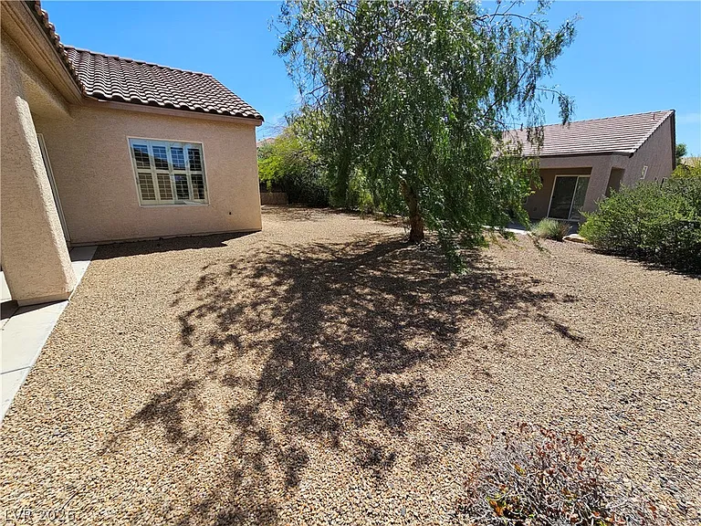 2259 Sandstone Cliffs Dr — Photo 31