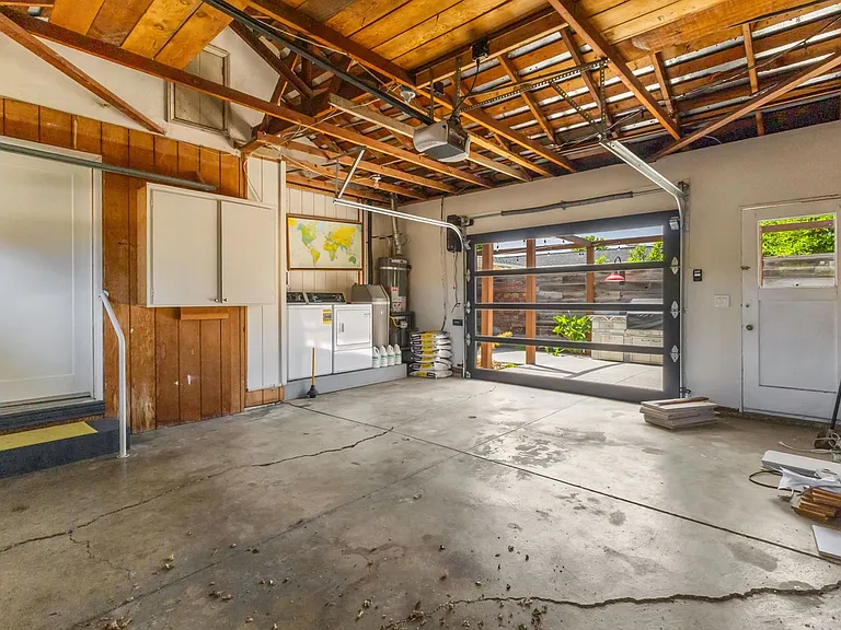 150 Alviso St — Photo 14