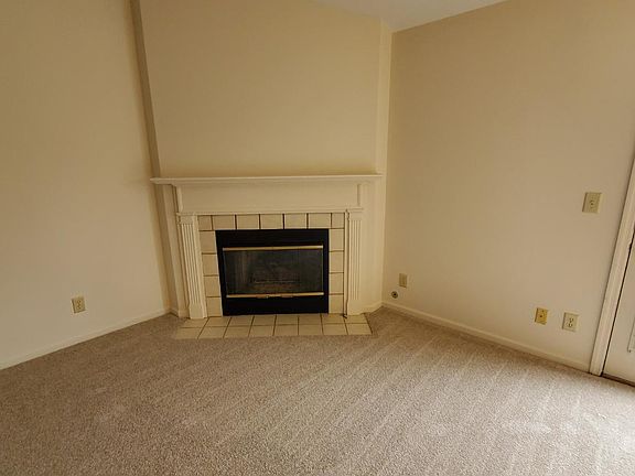3rd image of 6239 Eagles Lake Dr