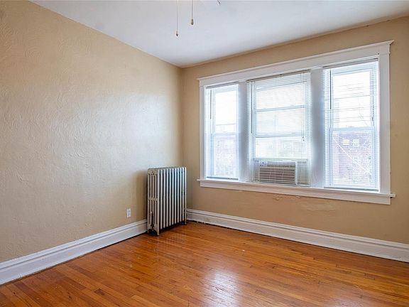 2nd image of 1004 Tamm Ave APT 3S