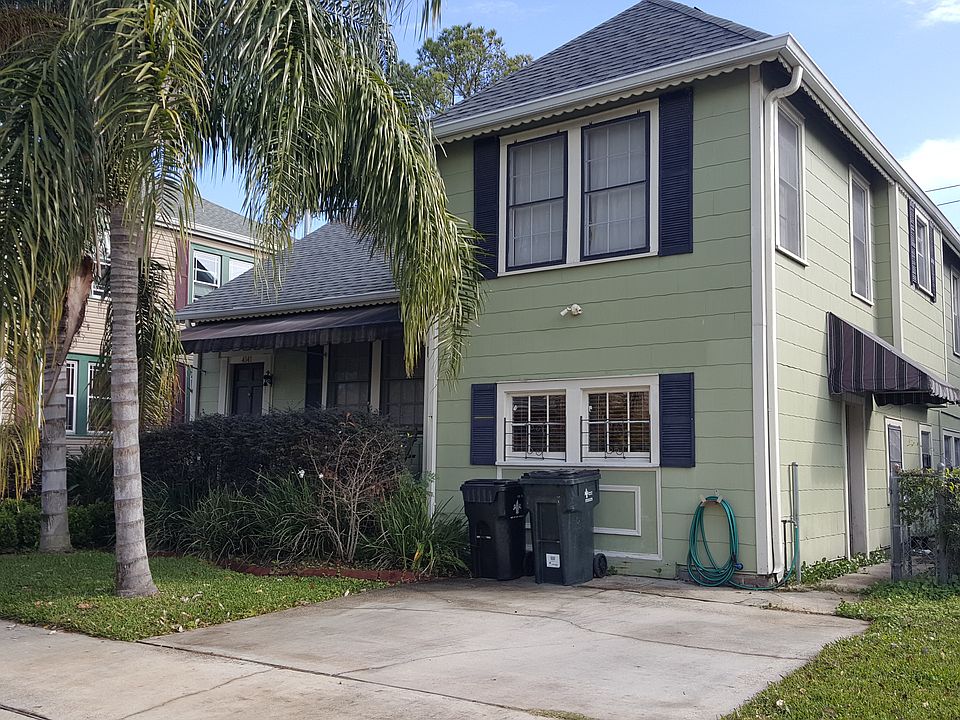4 bedroom, 3 bath 