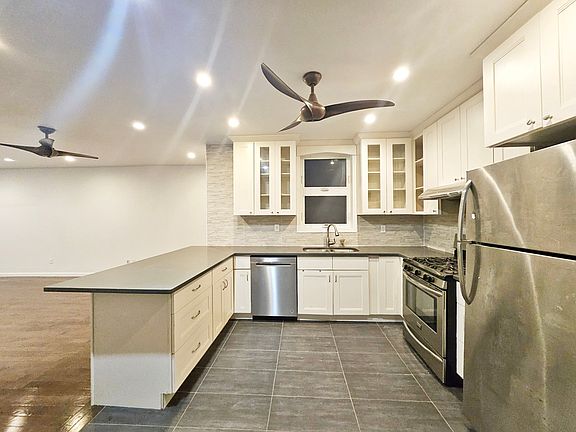 3rd image of 7106 Narrows Ave #2