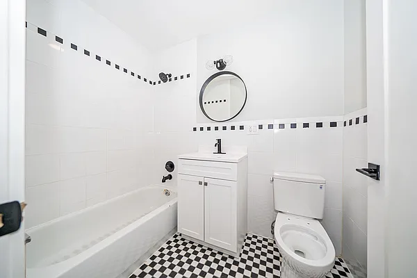 Rented by Level Group | media 24