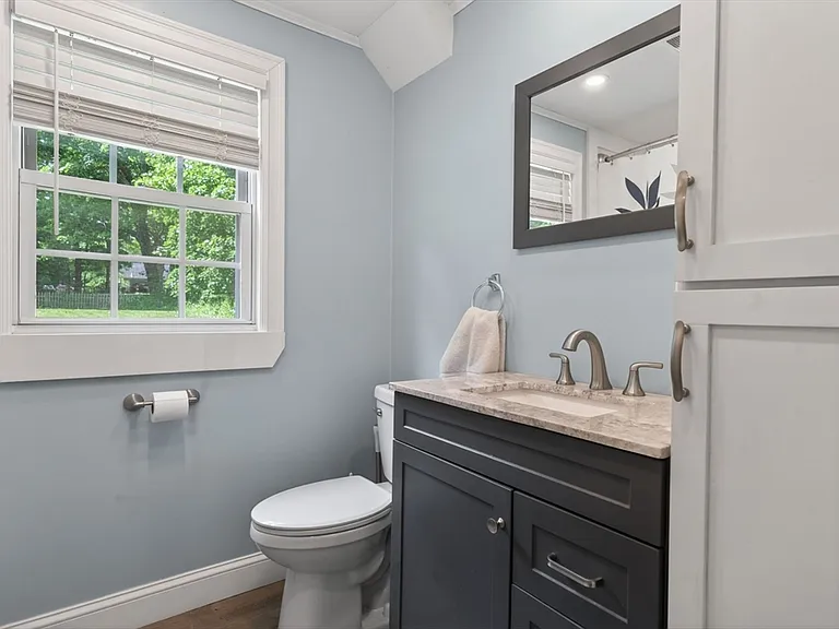 1 Abbott Cir — Photo 15