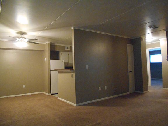3rd image of 523 West St Unit 2