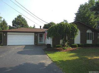 6396 Locust Street Ext, Lockport, NY 14094