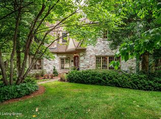 2325 Saratoga Dr, Louisville, KY 40205