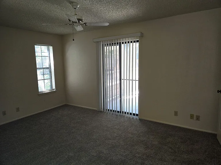 4212 Medical Dr #903 — Photo 17