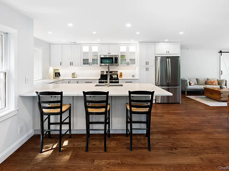 9 S Shore Dr — Photo 5