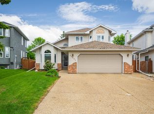 15631 63rd St NW, Edmonton, AB T5Y 2N3