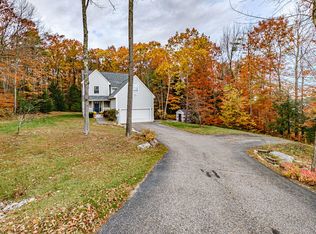 15 Alishia Ln, Gray, ME 04039