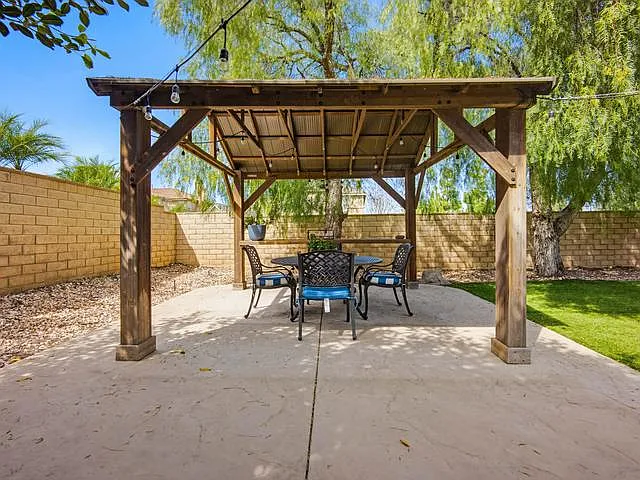 3238 Elysia St — Photo 65