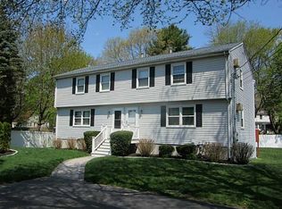 24 Lunn St, Riverside, RI 02915