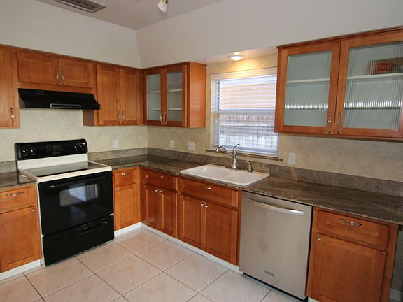 2nd image of 10168 Cedar Dune Dr