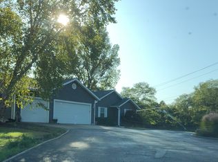 4009 Virginia Ln, Spaulding, IL 62561