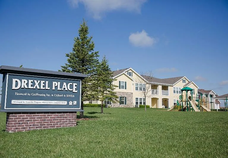 Drexel Place Apartments — Photo 1