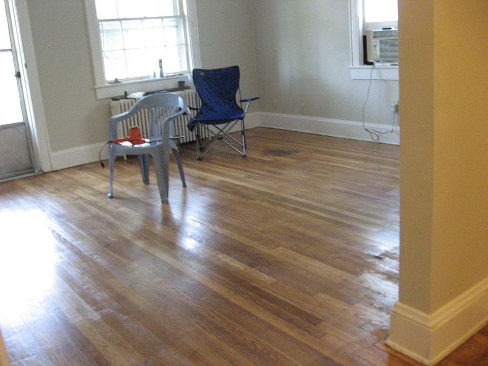 2nd image of 819 51st St APT 1