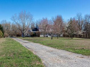 3202 N Bobwhite Dr, Ozark, MO 65721