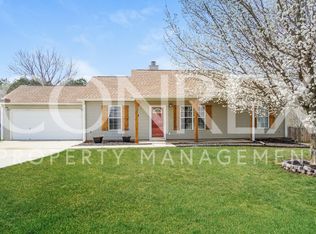 124 Meadow Green Dr, New Market, AL 35761