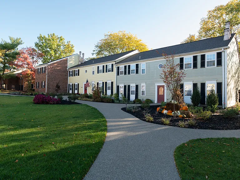 Indian Creek Apartments and Townhomes — Photo 35