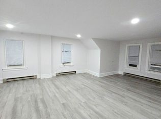 342 W Broad St, Quakertown, PA 18951