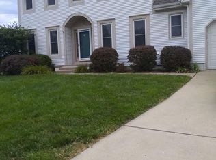 2381 NW Summerfield Dr, Lees Summit, MO 64081