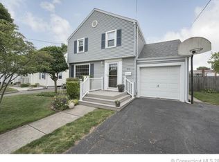 47 Buckland Rd, Wethersfield, CT 06109
