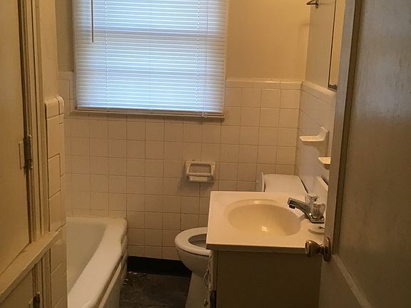 5th image of 607 Hatchie St #H2