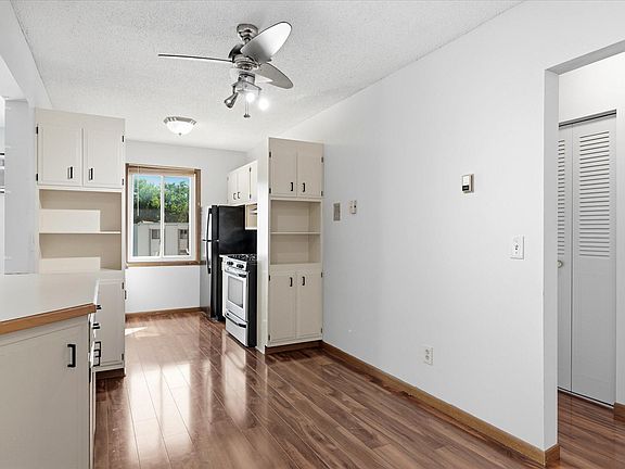 5th image of 10840 Rockford Rd APT 309