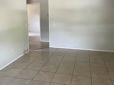 4th image of 1014 Lake Palms Dr Unit 1