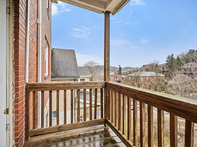 139 Sumner Ave — Photo 25