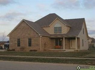 2092 Parkside Dr, Columbus, IN 47203